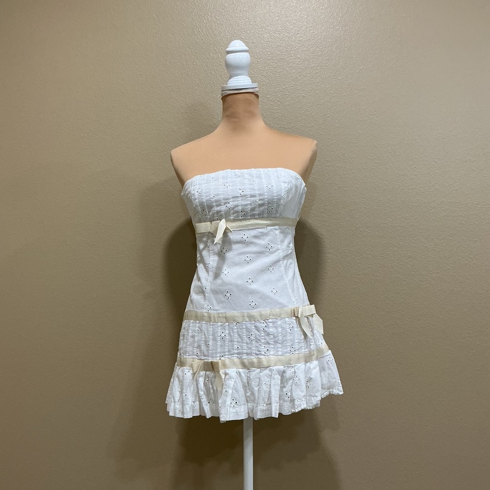 Kimchi Blue Strapless White and Cream Dress